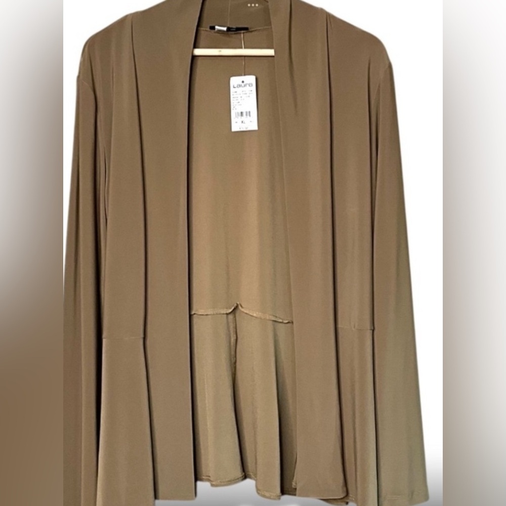 ENTRATA Slinky Sweater (NWT)
